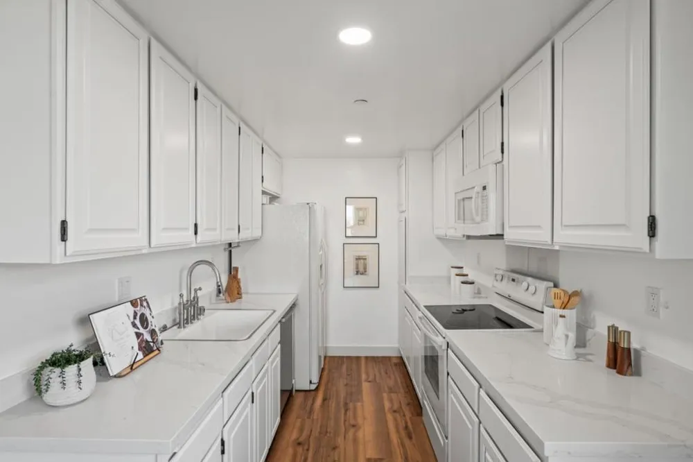 320 Elm Street #304 San Mateo, CA 94401