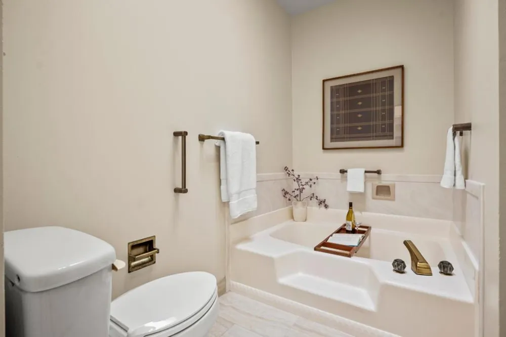 320 Elm Street #304 San Mateo, CA 94401