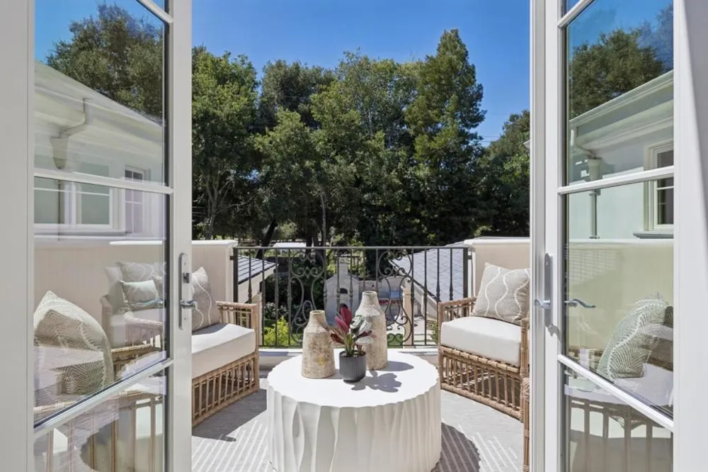 1418 Pitman Avenue Palo Alto, CA 94301