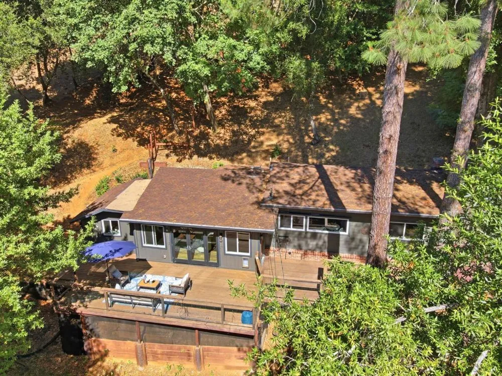 21477 Old Mine Road Los Gatos, CA 95033