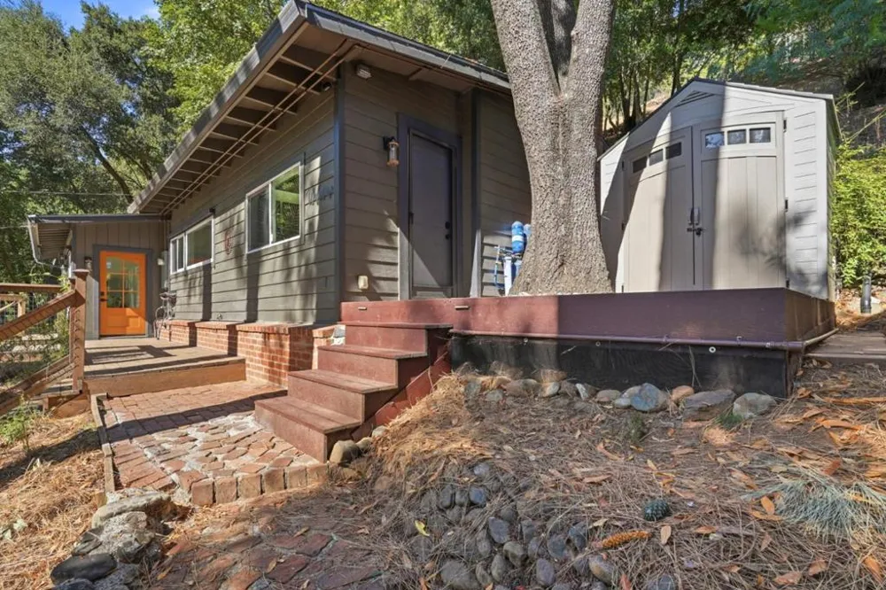 21477 Old Mine Road Los Gatos, CA 95033