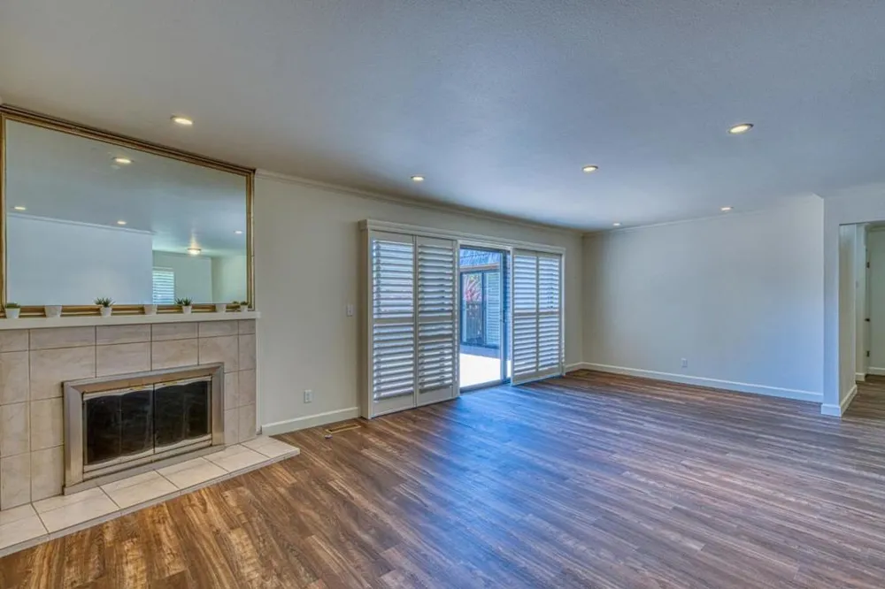 23799 Monterey Salinas Highway #44 Salinas, CA 93908