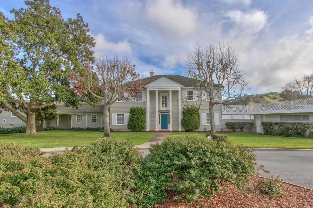 23799 Monterey Salinas Highway #44 Salinas, CA 93908