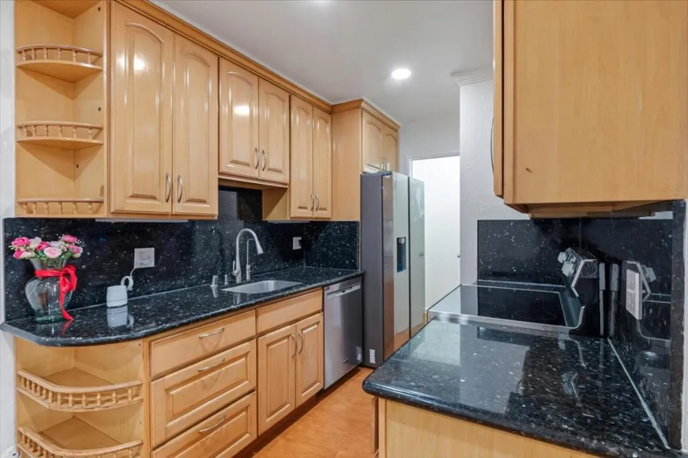 360 Auburn Way #10 San Jose, CA 95129
