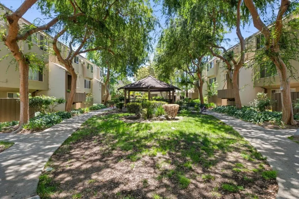 360 Auburn Way #10 San Jose, CA 95129
