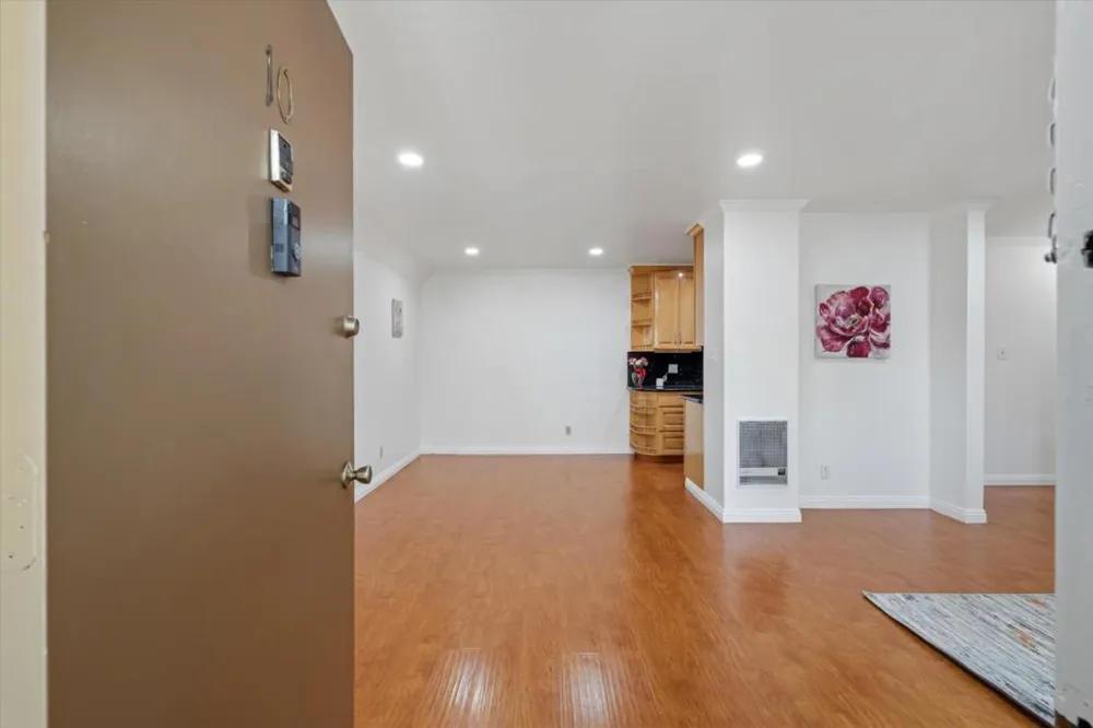 360 Auburn Way #10 San Jose, CA 95129