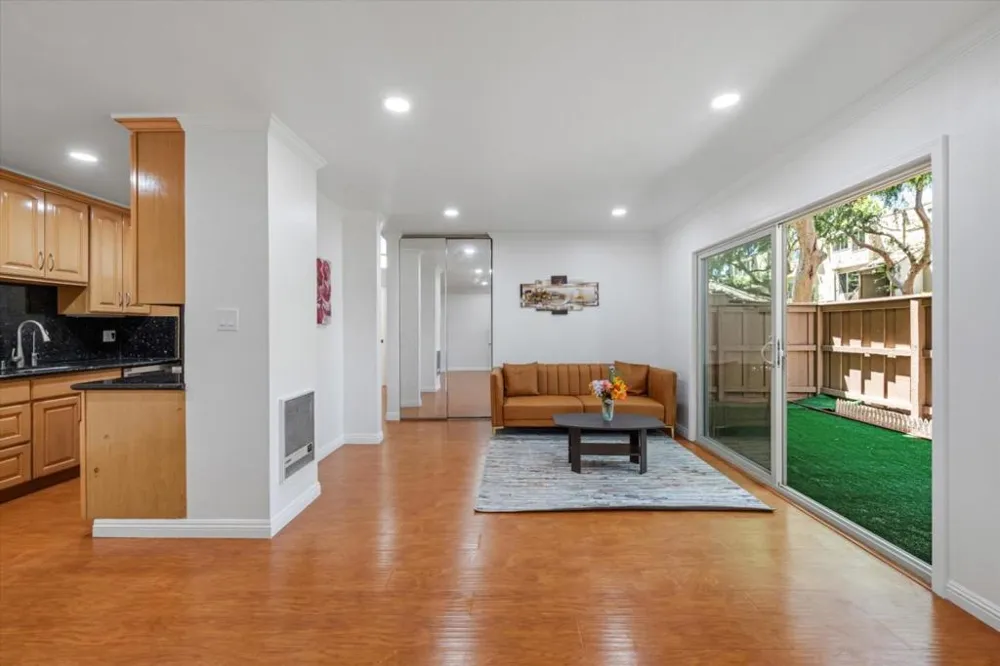 360 Auburn Way #10 San Jose, CA 95129