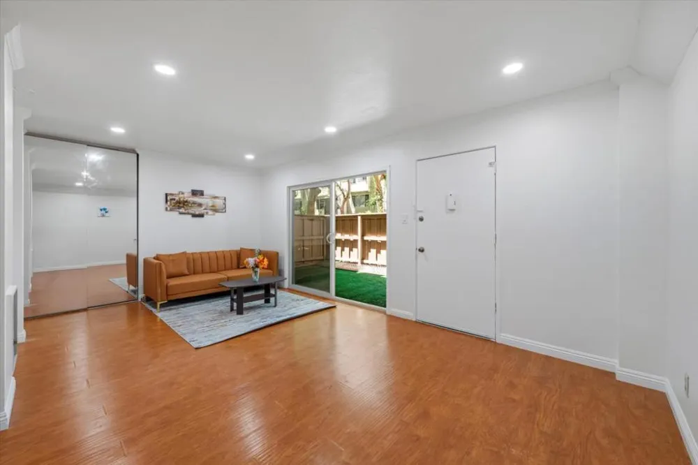 360 Auburn Way #10 San Jose, CA 95129