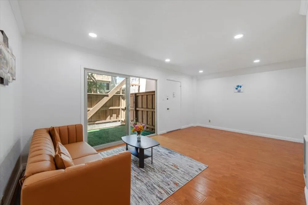 360 Auburn Way #10 San Jose, CA 95129