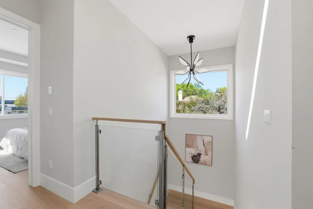 10536 S Tantau Avenue Cupertino, CA 95014