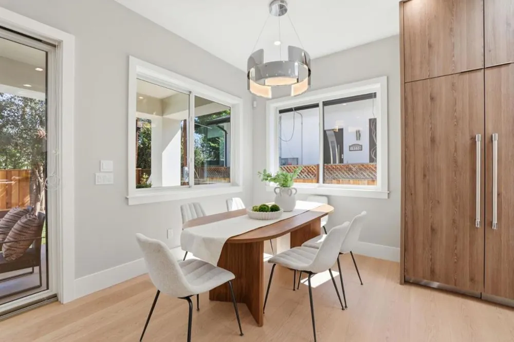 10536 S Tantau Avenue Cupertino, CA 95014