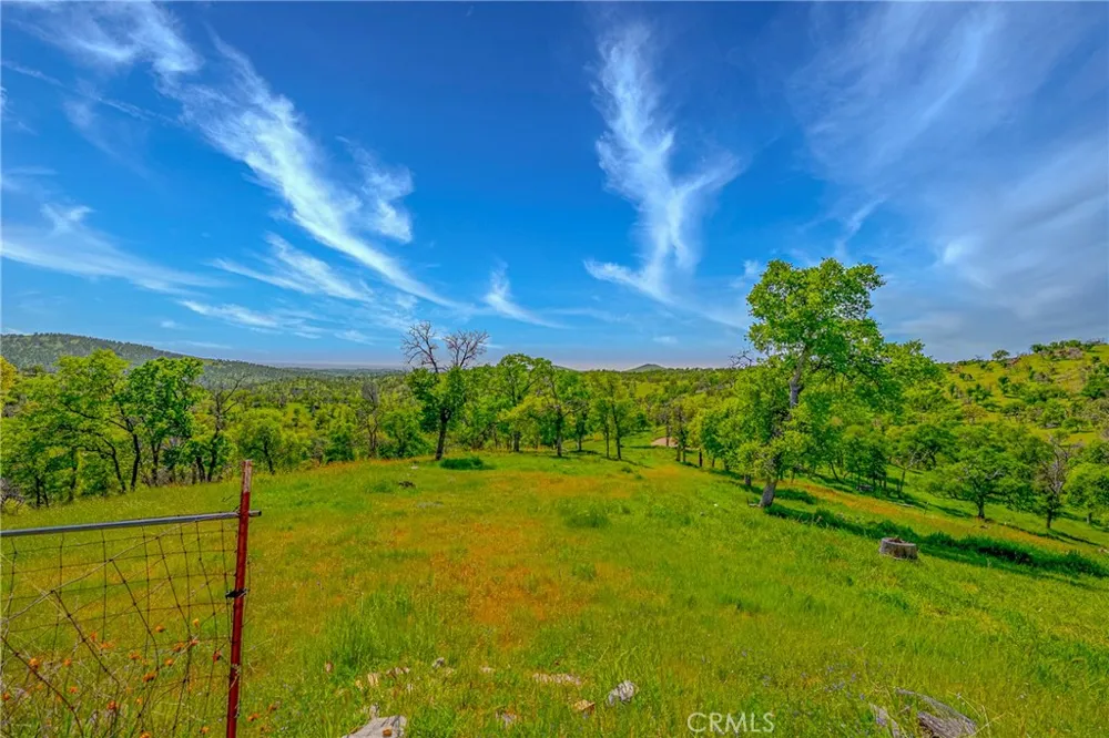 3084 Old Highway Catheys Valley, CA 95306