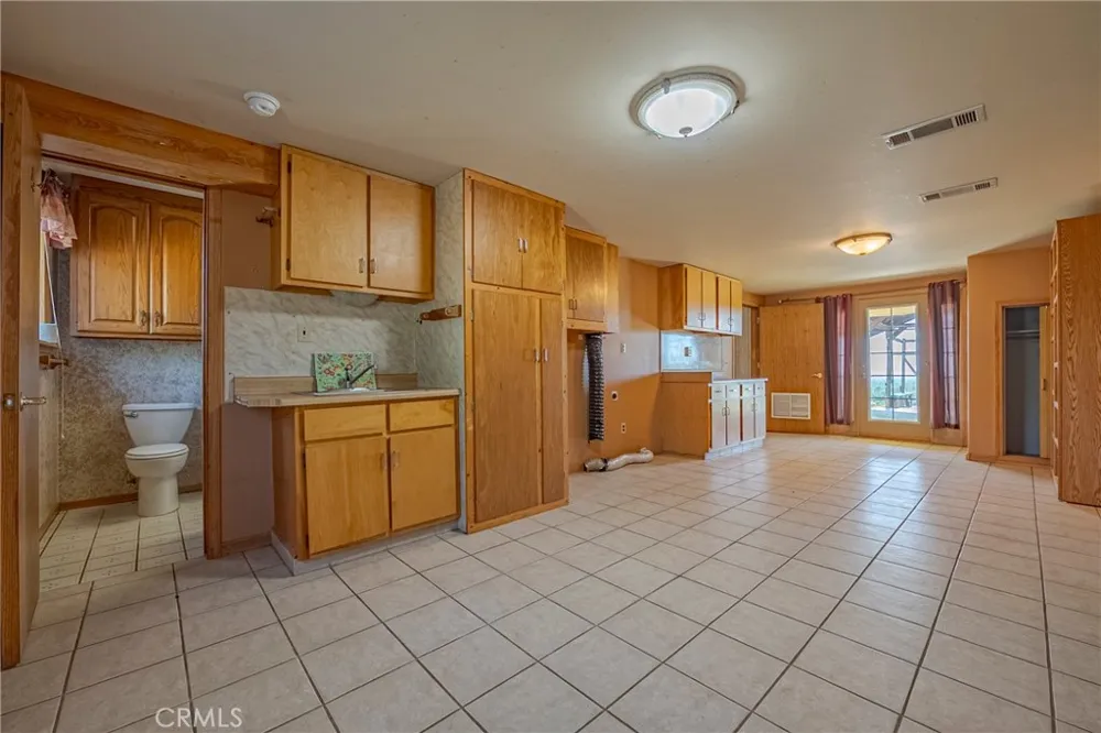 3084 Old Highway Catheys Valley, CA 95306