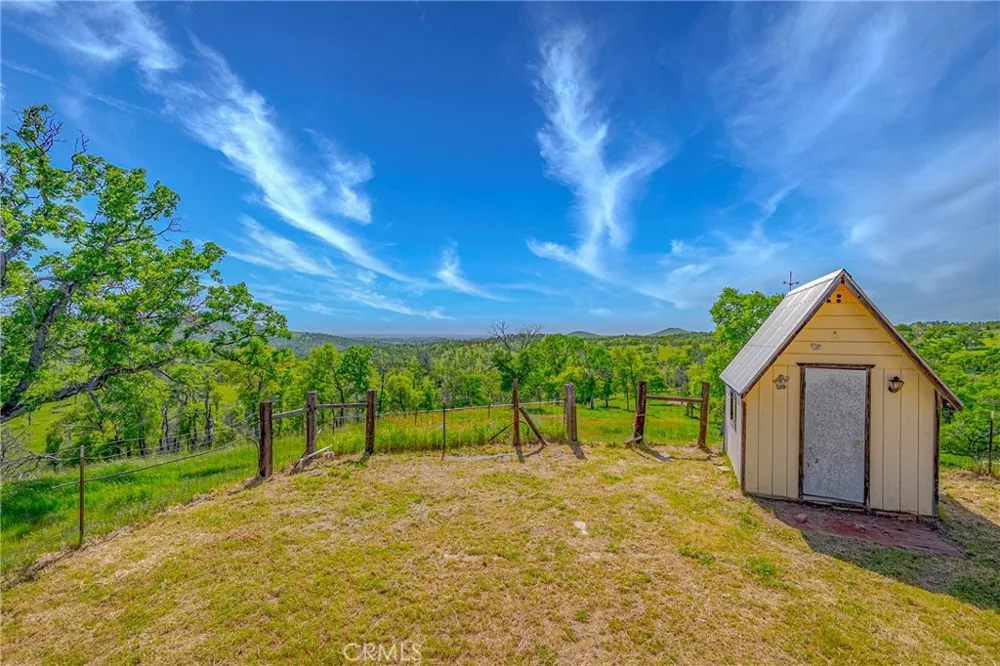 3084 Old Highway Catheys Valley, CA 95306