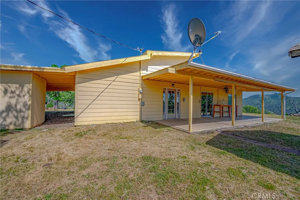3084 Old Highway Catheys Valley, CA 95306