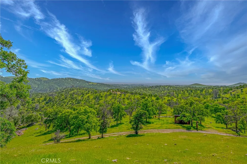 3084 Old Highway Catheys Valley, CA 95306