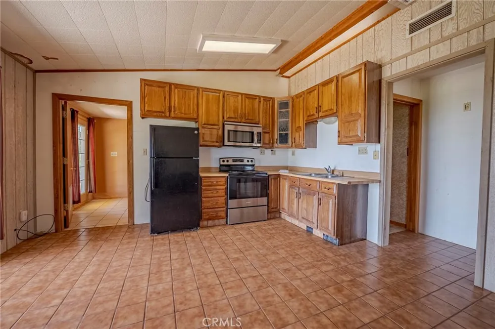 3084 Old Highway Catheys Valley, CA 95306