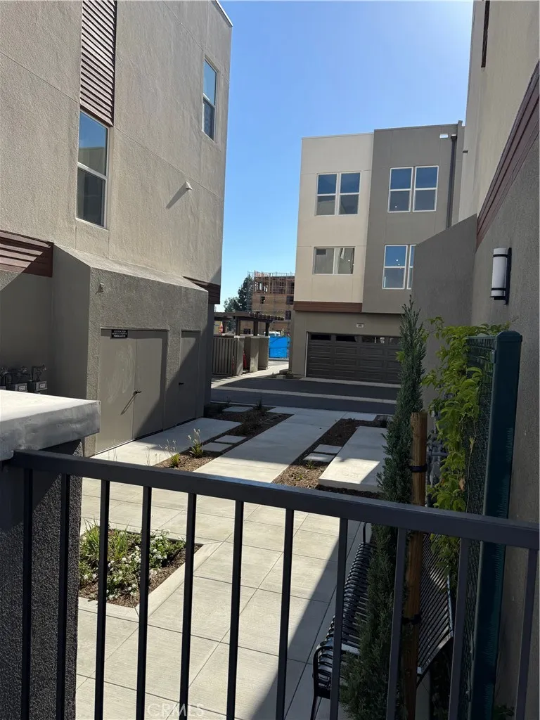 445 S Eleanor Street Pomona, CA 91766