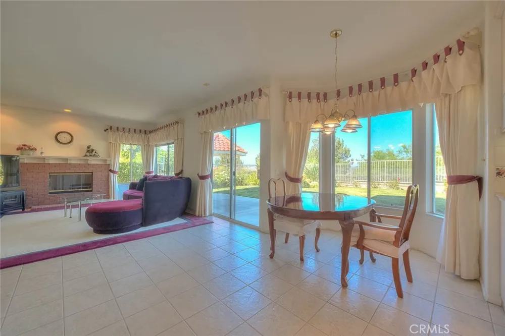 2386 Routh Drive Rowland Heights, CA 91748