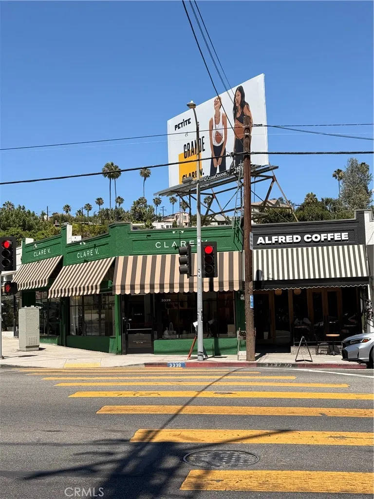 1651 golden gate ave #2 Los Angeles, CA 90026