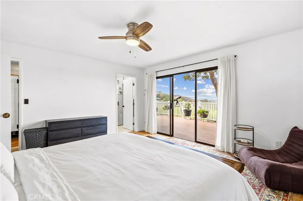 5762 Desert View Drive La Jolla, CA 92037