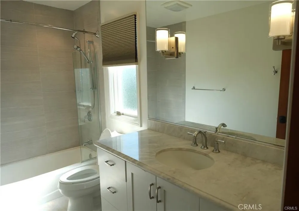 1955 Las Lomitas Dr Hacienda Heights, CA 91745