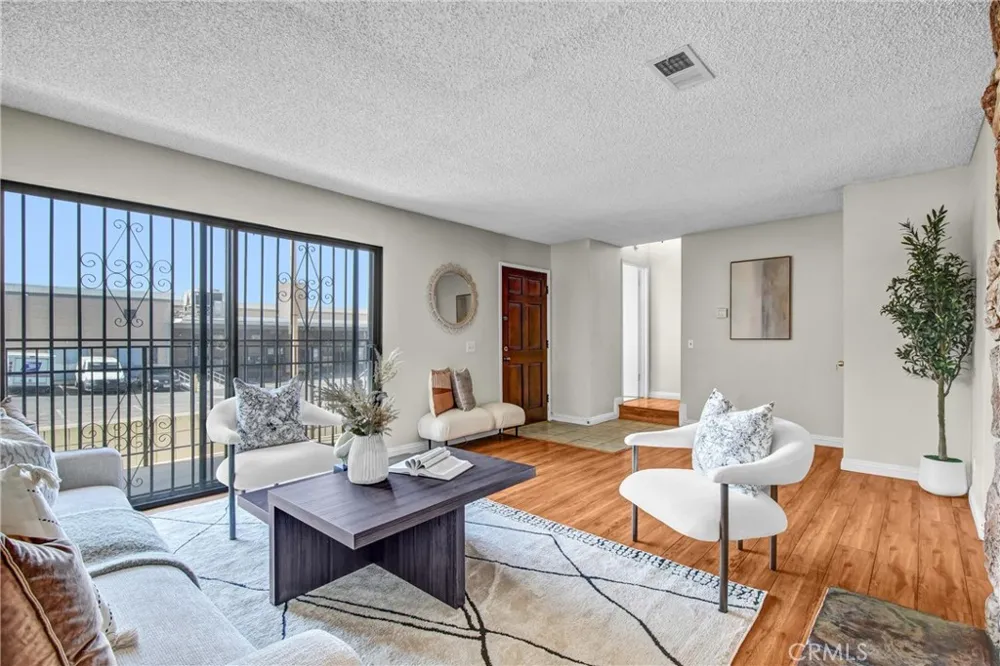 218 Avondale Avenue #D Monterey Park, CA 91754