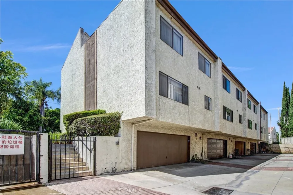 218 Avondale Avenue #D Monterey Park, CA 91754