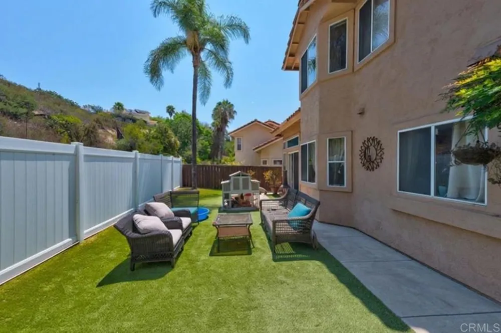 11173 Weatherwood Terrace San Diego, CA 92131