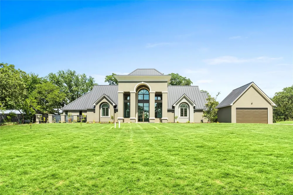9204 Indian Knoll Trail Keller, TX 76248