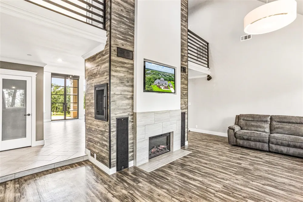 9204 Indian Knoll Trail Keller, TX 76248