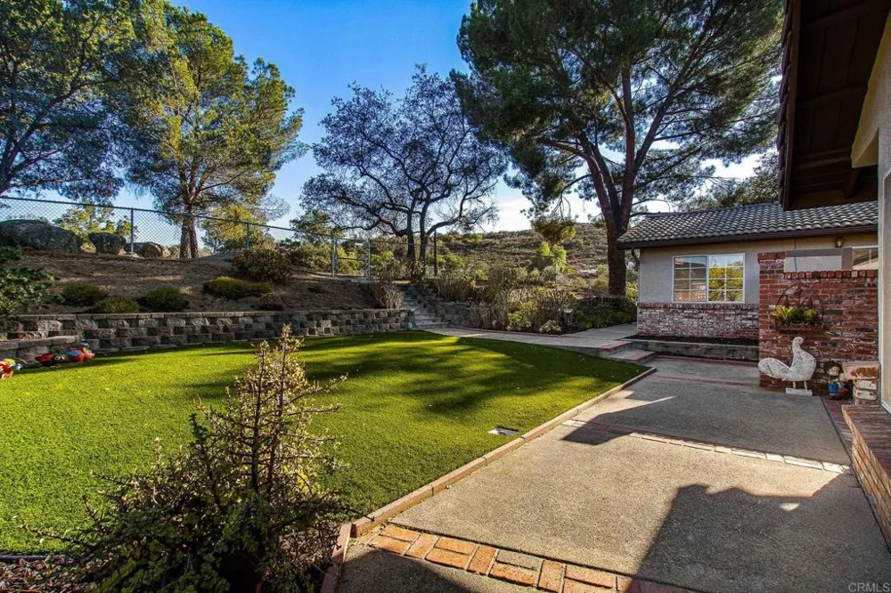 671 Philton Ramona, CA 92065