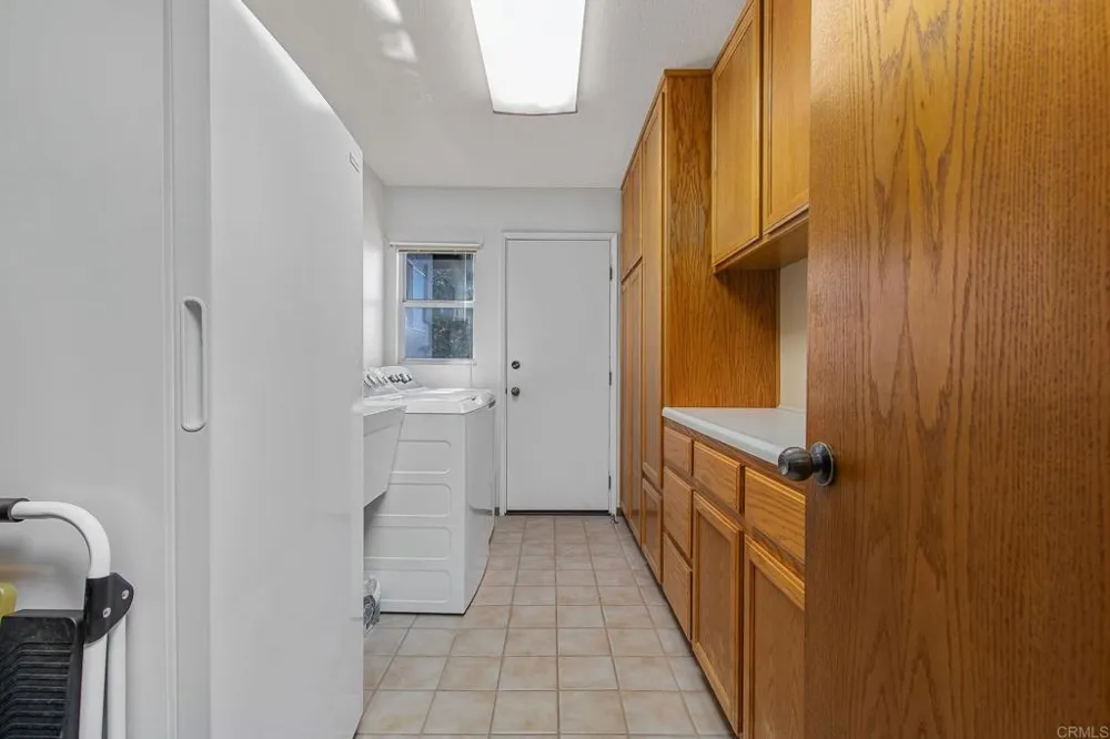 671 Philton Ramona, CA 92065
