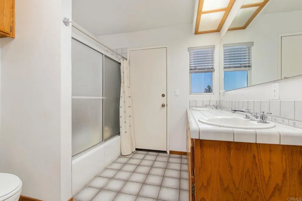 671 Philton Ramona, CA 92065