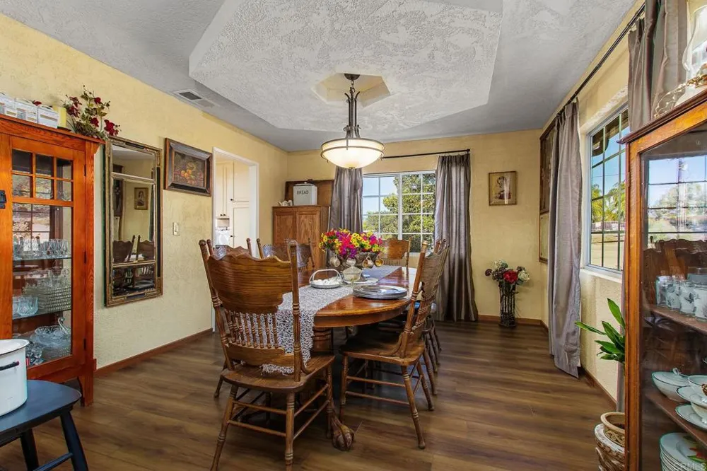 671 Philton Ramona, CA 92065