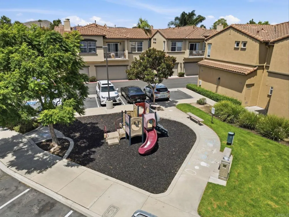 638 Sumner Way #1 Oceanside, CA 92058
