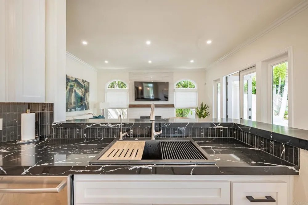 7186 Tern Place Carlsbad, CA 92011