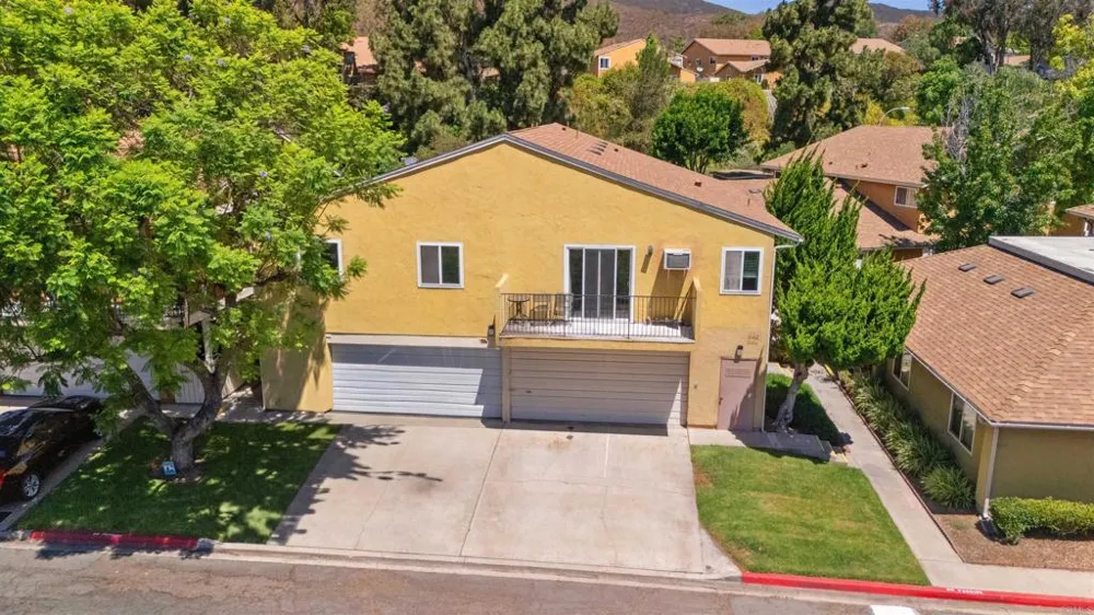 10466 Caminito Sulmona San Diego, CA 92129