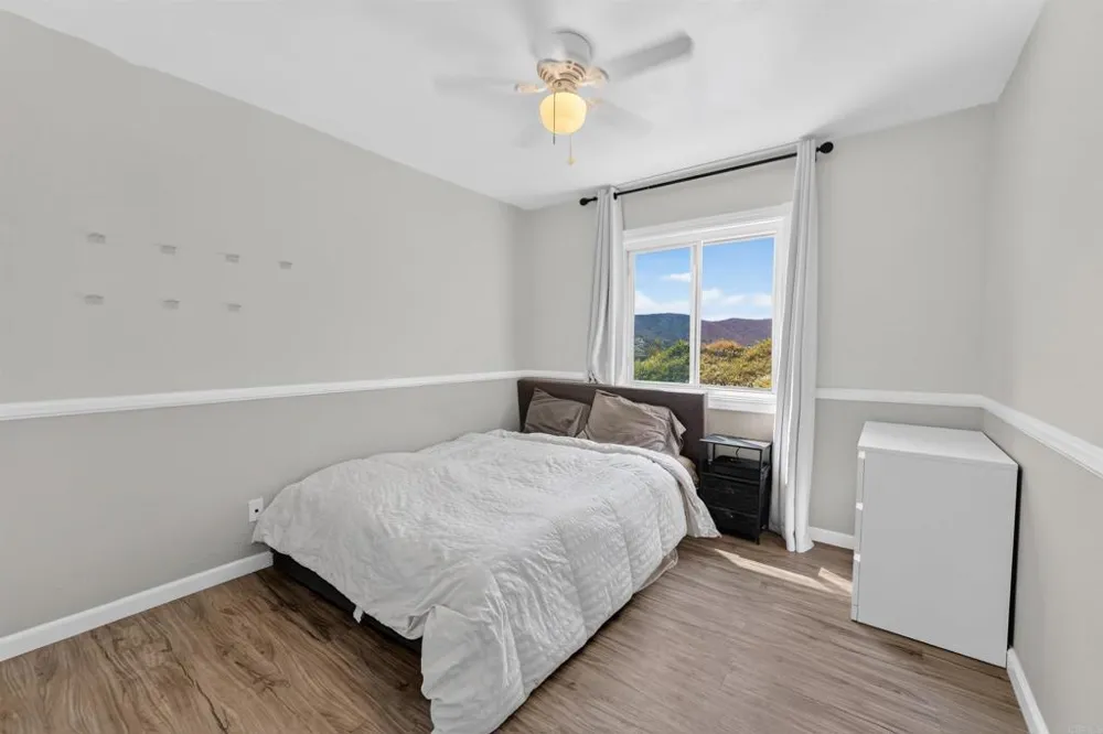 10466 Caminito Sulmona San Diego, CA 92129