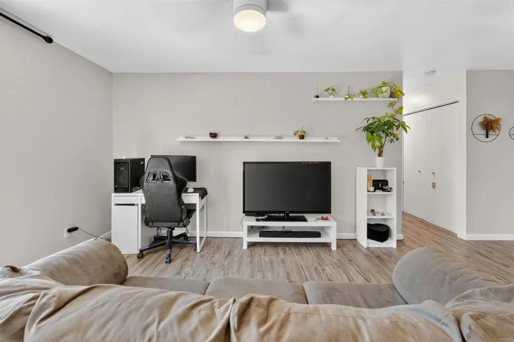 10466 Caminito Sulmona San Diego, CA 92129