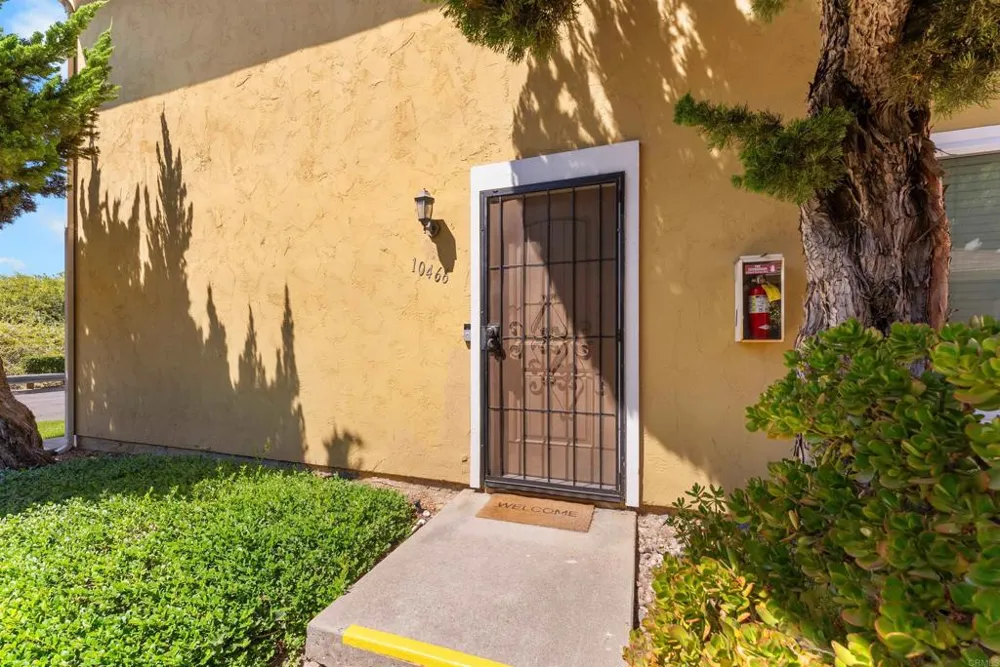 10466 Caminito Sulmona San Diego, CA 92129