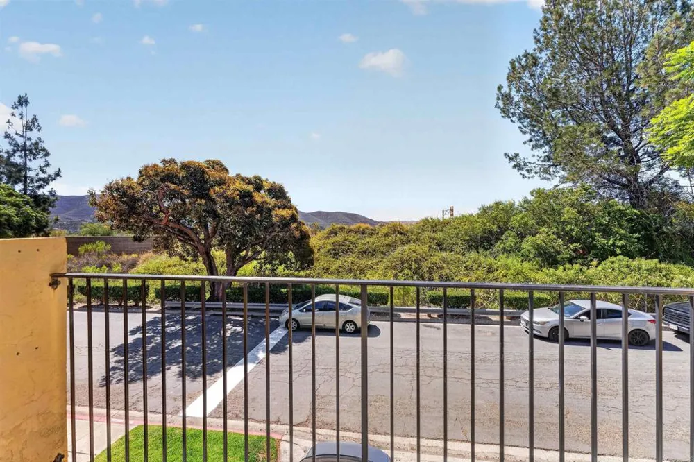 10466 Caminito Sulmona San Diego, CA 92129