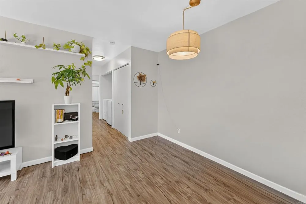 10466 Caminito Sulmona San Diego, CA 92129