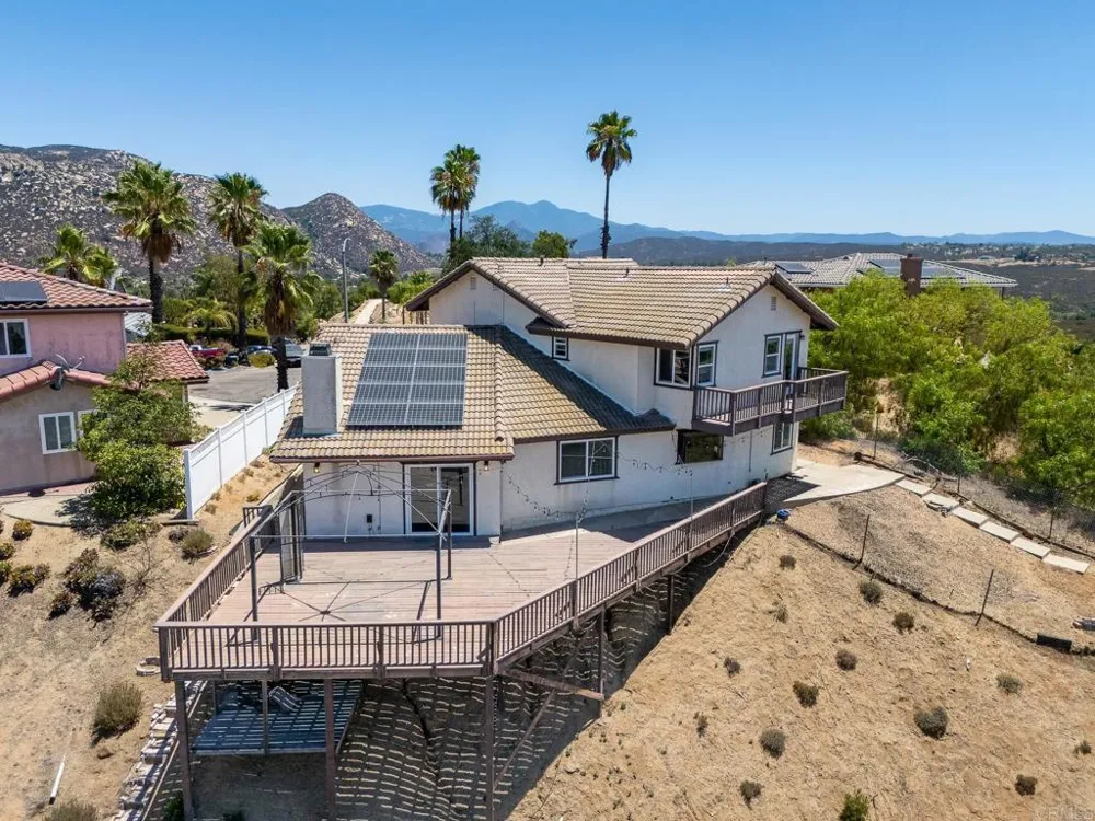 24501 Tesoro Way Ramona, CA 92065