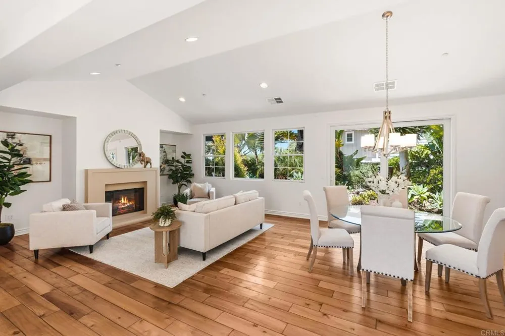 1904 Sheridan Road Encinitas, CA 92024