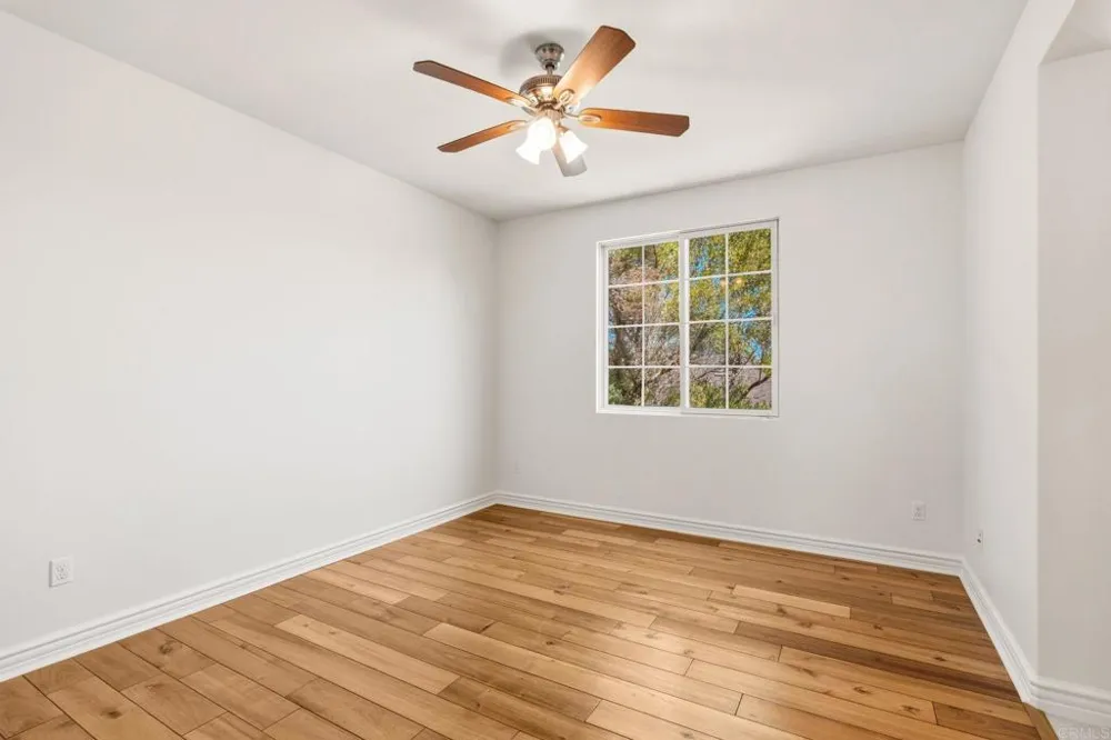 1904 Sheridan Road Encinitas, CA 92024