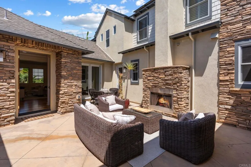 1904 Sheridan Road Encinitas, CA 92024