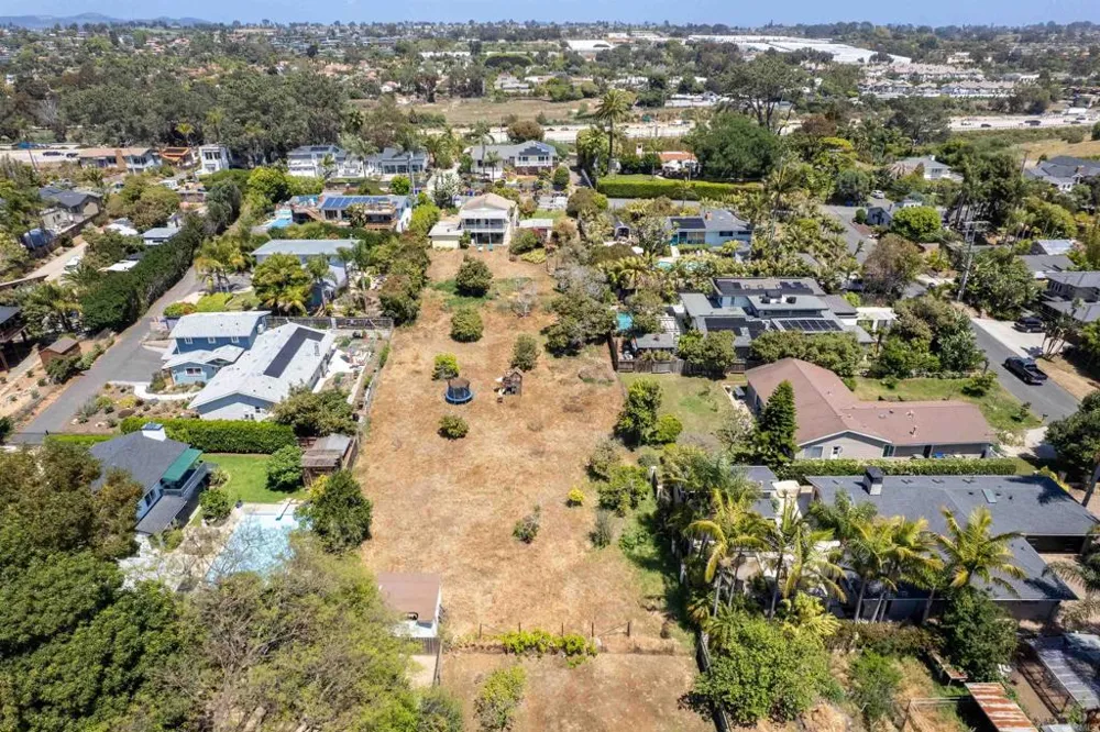 534 Ocean View Avenue Encinitas, CA 92024