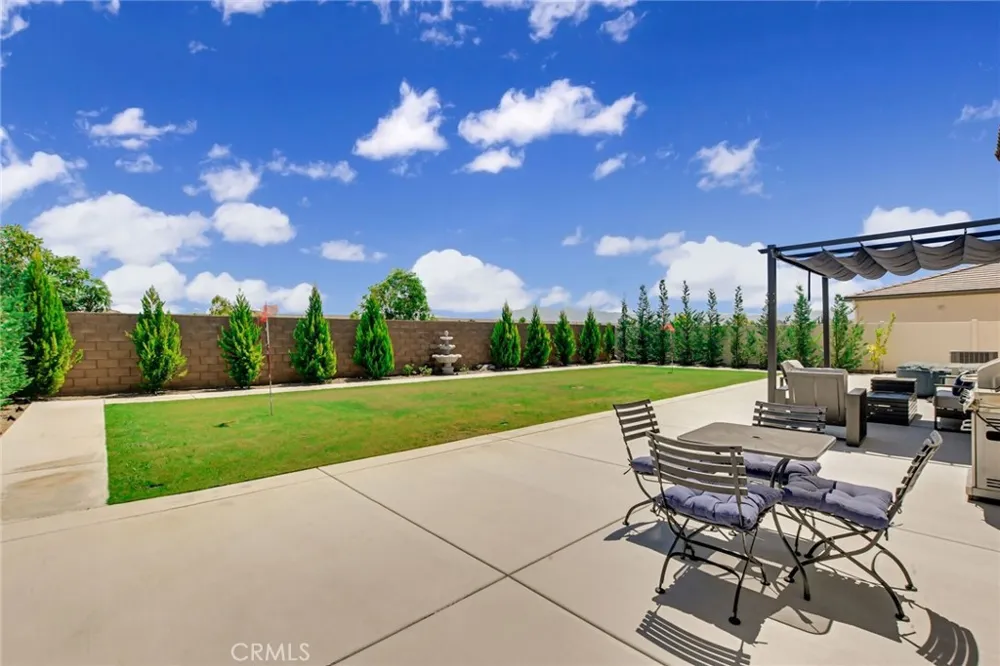 12789 Mendocino Ridge Riverside, CA 92503