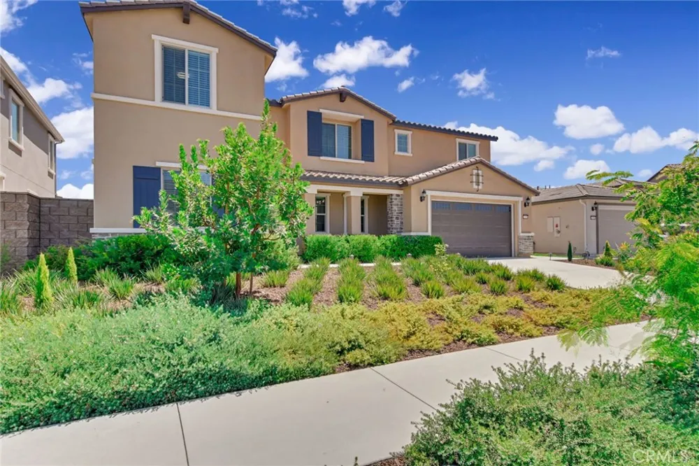 12789 Mendocino Ridge Riverside, CA 92503